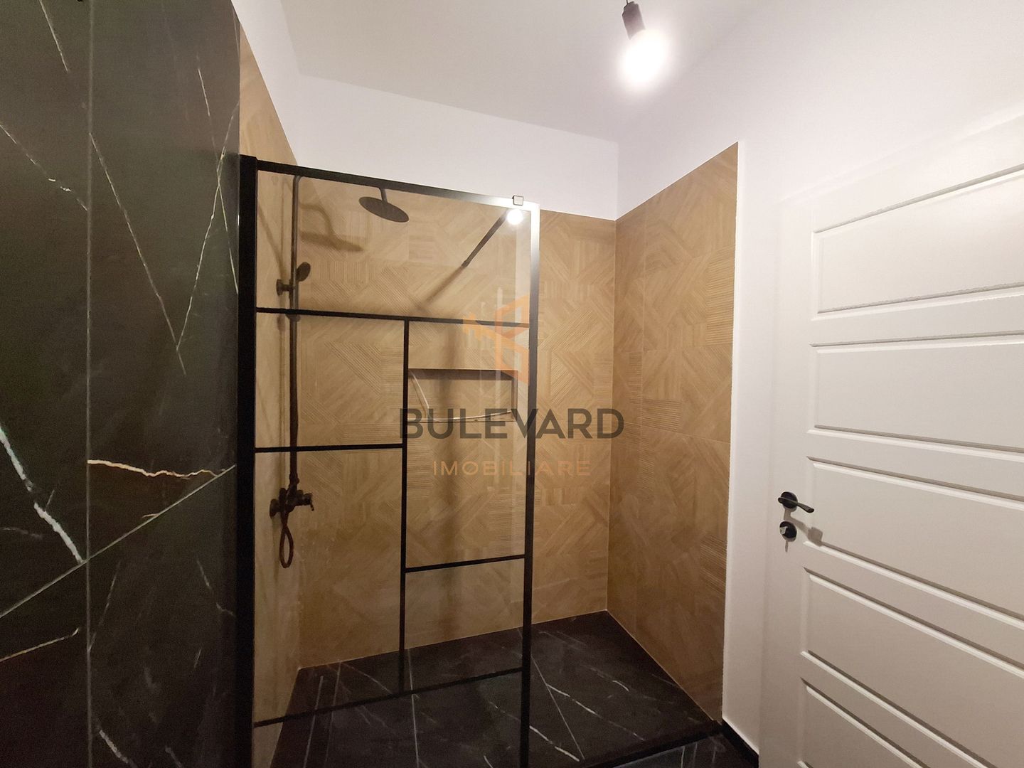 Comision 0. Apartament 2 camere, ultrafinisat, bloc nou! - Poză 10