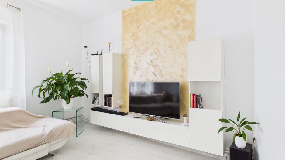 Apartament cu 2 camere și terasă generoasă - Poză 1