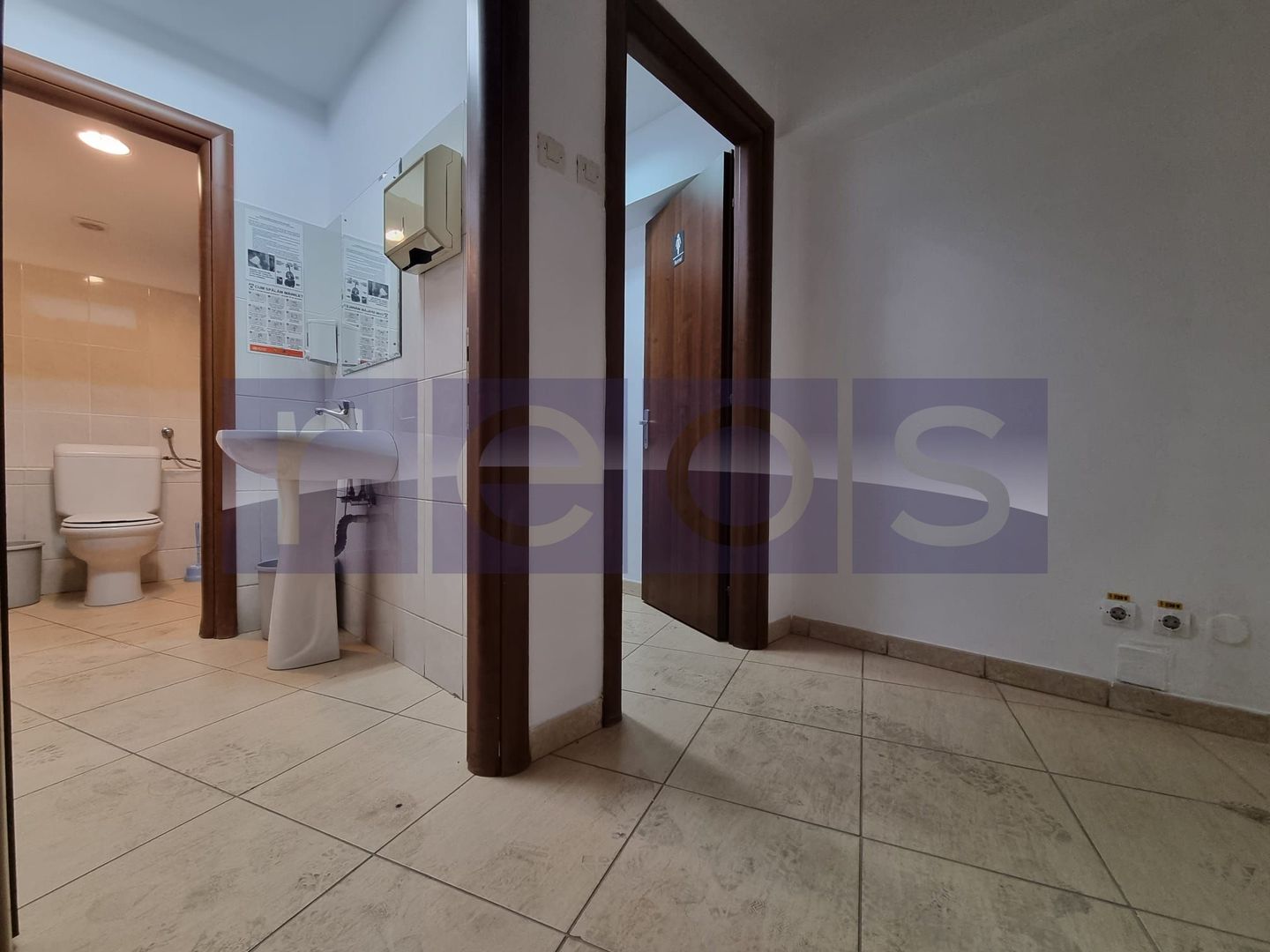 VANZARE SPATIU COMERCIAL | 15 CAMERE | ZONA UNIRII - Poză 42