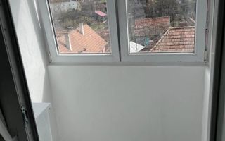Garsonieră renovată I Cisnădie I Balcon Închis - Poză 5