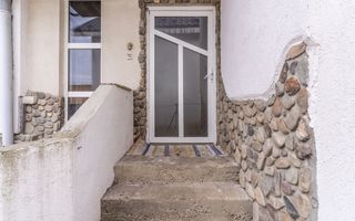 Casă / Vilă cu 3 camere de vânzare în zona Iris - Poză 4
