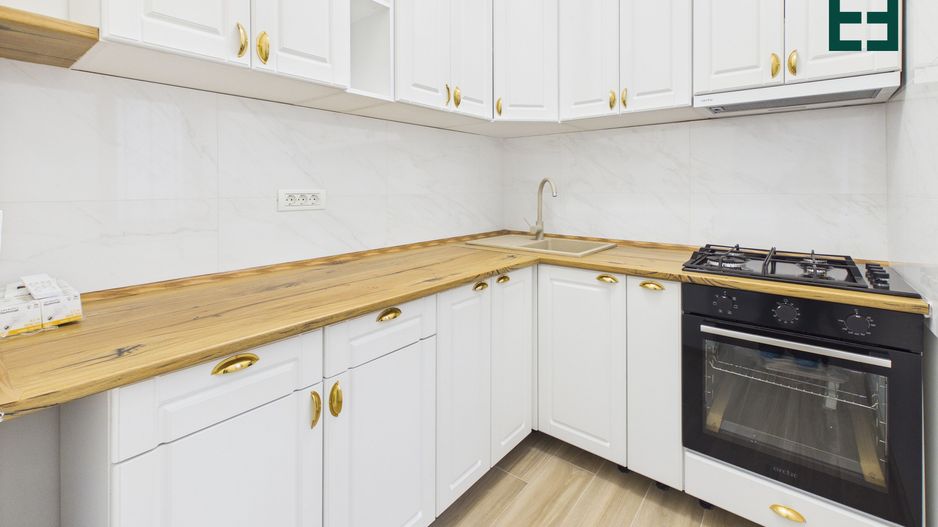 De închiriat Apartament cu 2 camere etaj 1 - Zonă Centrală - Arad - Poză 2