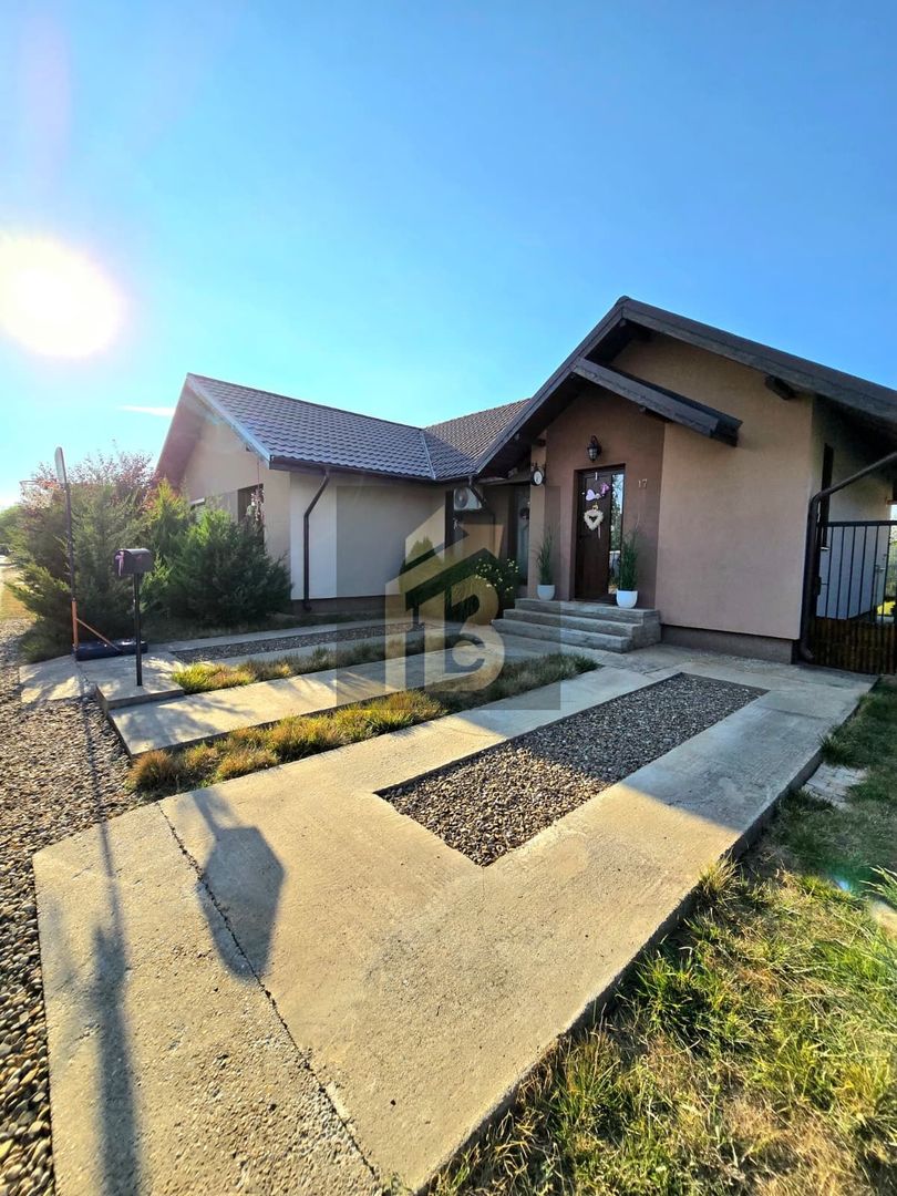 Casă 3 camere | 77 mp utili | 250 mp teren | Balotești | 155.000 € - Poză 2