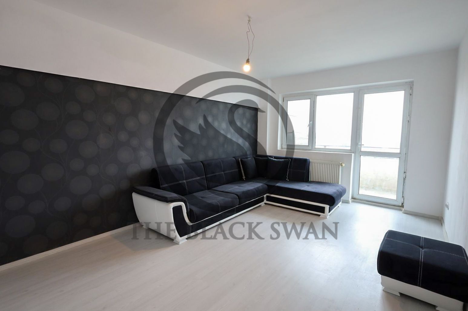 Apartament 3 camere de vanzare | Malu Rosu | Balcon 12mp | Comision 0% - Poză 2