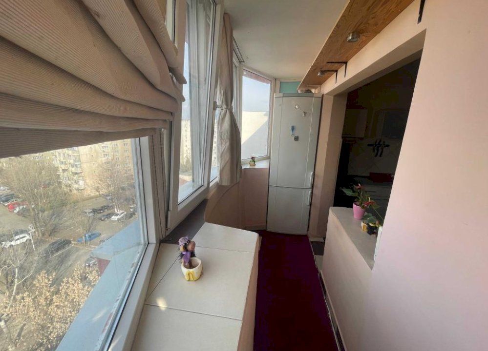 Vanzare Garsoniera transformata in  2 camere , Parcul Sebastian, 13 Septembrie - Poză 3