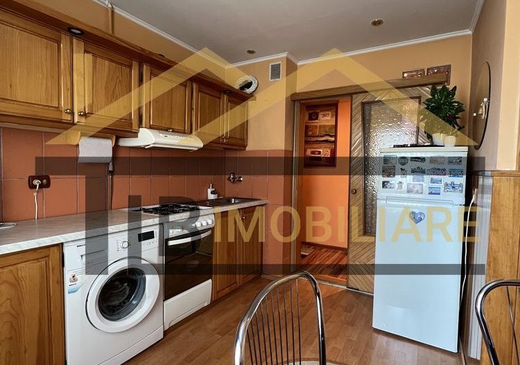 Apartament cu 2 camere, 55 mp, decomandat, Zona Libertatii - Poză 4