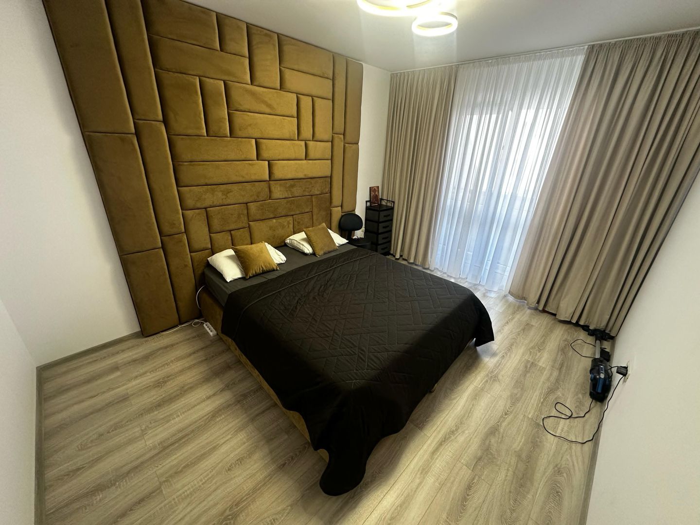 AP. 3 CAMERE MOBILAT LUX, LIFT, PARCARE SUBTERANA INCLUSA, COMISION 0% - Poză 3