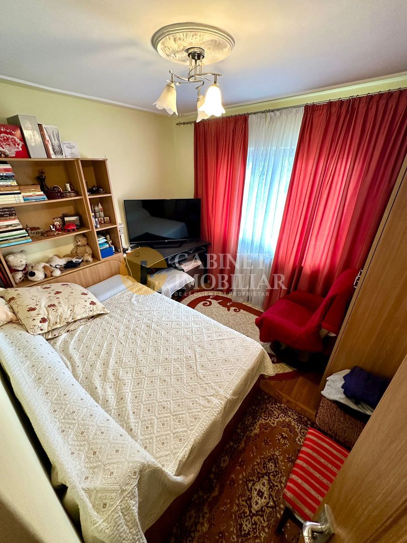 Apartament 4 Camere Decomandat - Etaj intermediar - Zona Nicolina/Frumoasa - Poză 3