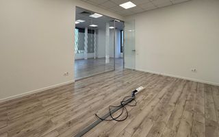 Spațiu comercial modern, zona-centrala complet amenajat pentru birouri - Poză 18