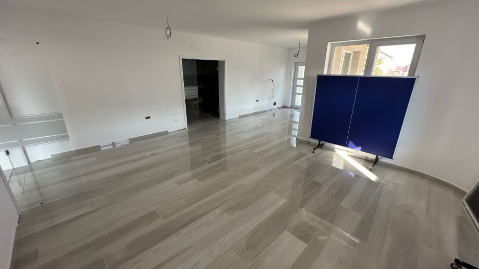 Casa individuala Dumbravita P+ M/ Teren 955 mp cu 2 fronturi - Poză 24