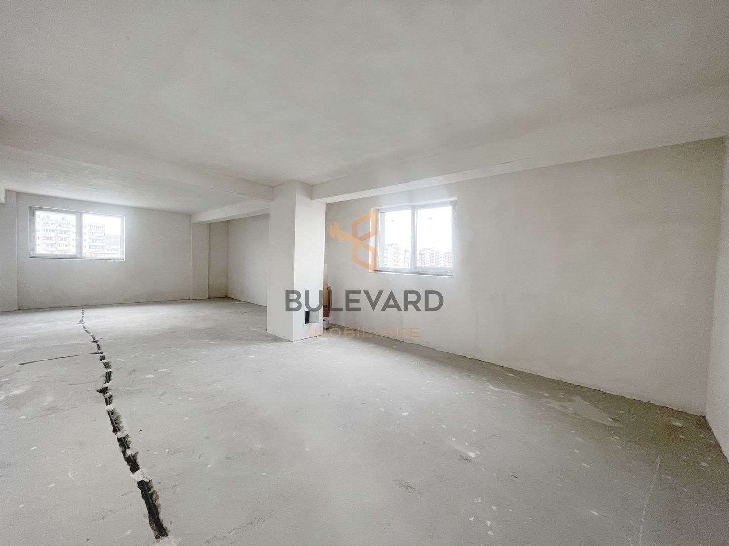 Penthouse cu terasa de 260 mp in zona Iulius Mall! - Poză 4