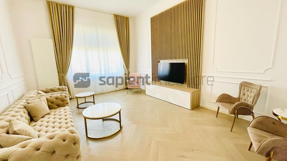 Sapient | Apartament modern cu vedere spre Piața Unirii - Poză 2