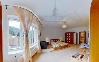 Vilă deosebită cu 6 camere în zona Şchei, Braşov - Poză 17