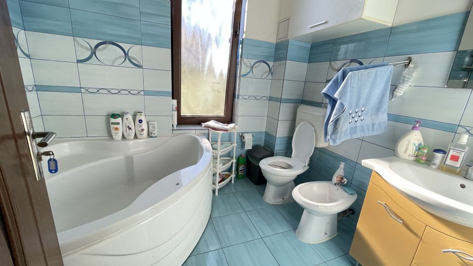 Casa individuală în zona Mehala-Ronat - Poză 19