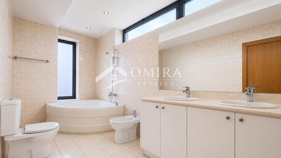 Vilă 485 mp | Dorobanți | 4 Dormitoare | 3 Terase | Garaj - Poză 11