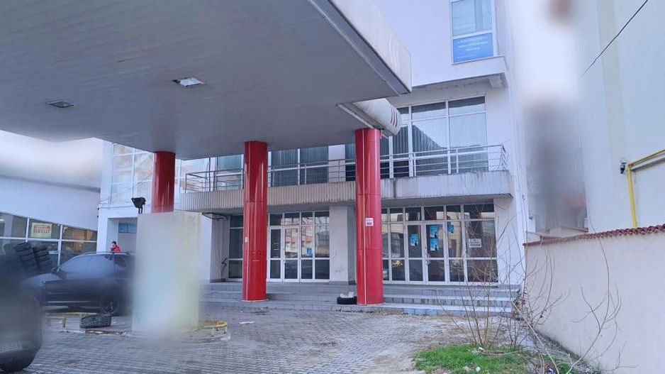 Inchiriere Spatiu Comercial de dimensiuni mari - Poză 1