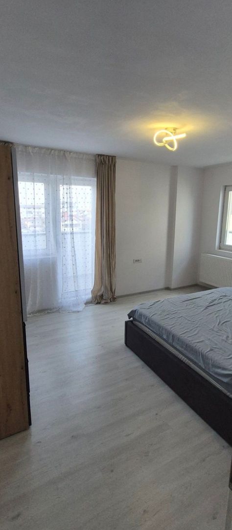 AP. 2 CAMERE SALAJAN,BUCATARIE INCHISA,PET-FRIENDLY,LOC PARCARE. - Poză 7