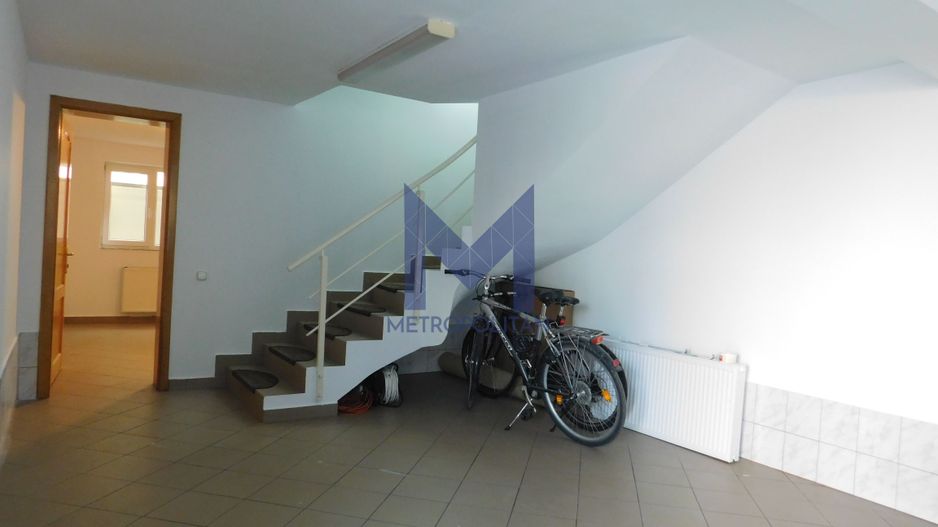 Vilă spectaculoasă de închiriat, parcare 10 locuri, Grădina Botanică - Poză 20