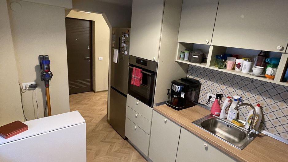Piața Sf. Gheorghe | Decomandat | Renovat | Centrală proprie | Boxă 16 mp - Poză 14