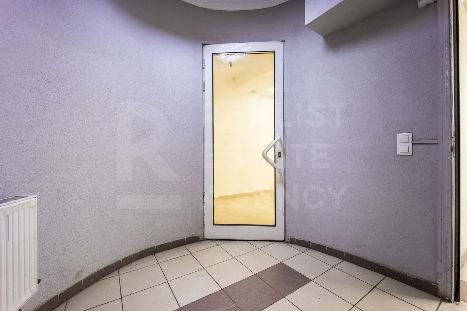 Se oferă spre chirie spațiu comercial 130 mp,str. Ginta Latină Ciocana - Poză 17
