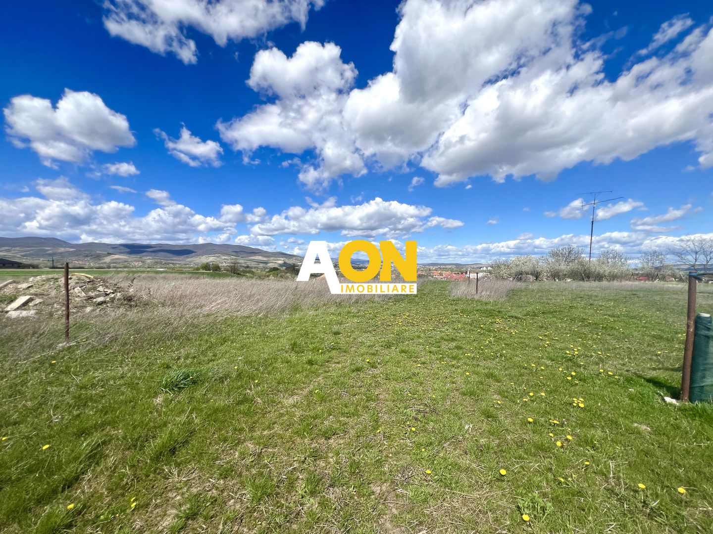 Teren intravilan de vanzare, priveliste deosebita, 560MP - Poză 3