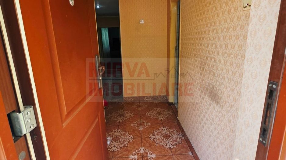 Casă 4 camere, teren 315 mp, garaj – Cantacuzino, Ploiești - Poză 2