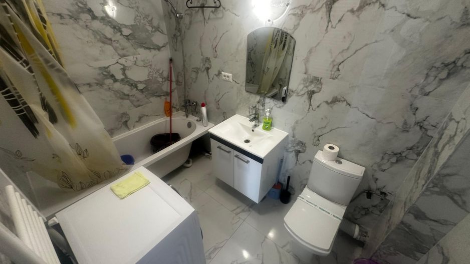 AP. 2 CAMERE PIERSICULUI, LOC PARCARE, BLOC NOU, BUCATARIE INCHISA - Poză 4