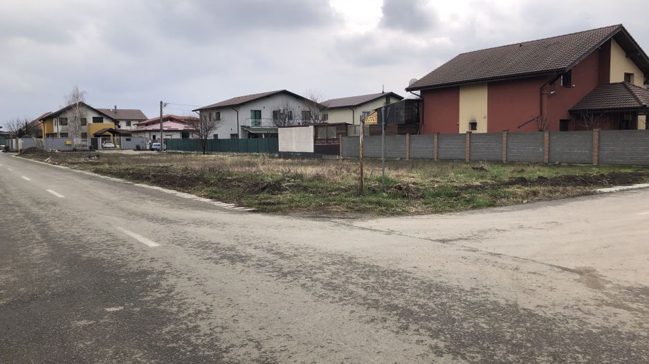 Teren 622mp -2 fronturi str comision 0 - Poză 3