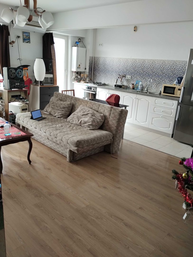 Vanzare Apartament 2 camere | Vedere liberă | Antiaeriană - Poză 1