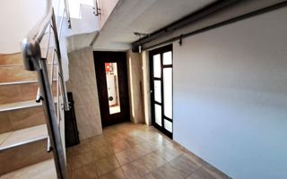 Casa spatioasa si utila,  5 camere, garaj, pivnita  - Sibiu - Poză 16