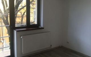 Închiriez apartament 3 camere nemobilat, Unirii, destinat birouri - Poză 4