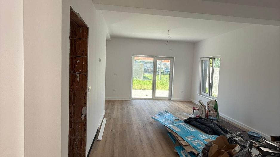 Duplex 4 dormitoare - zona KidsPark -  Dumbravita - Poză 1