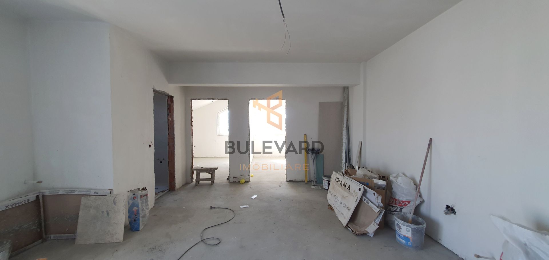 Apartament cu 3 camere/CF/panorama frumoasa/zona Vivo! - Poză 2