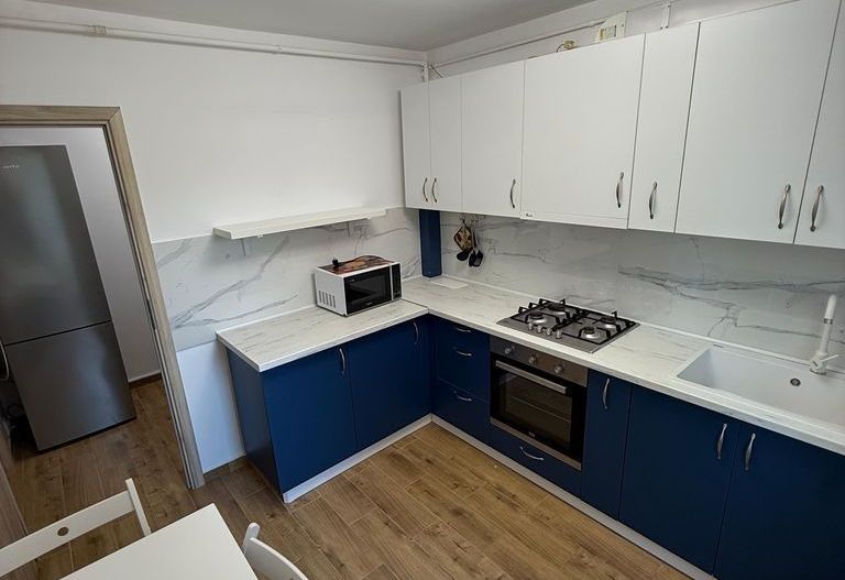 Apartament 3 camere. Bld. Brancoveanu. Aleea Covasna. Cu Centrala proprie. - Poză 10