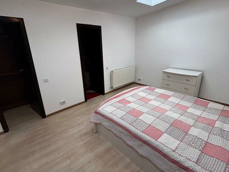 Casa singur curte Toporasi Cladova - Poză 14