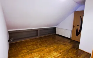 Ap 3 Camere la Mansardă de Casă - Utilități Separate - Poză 14