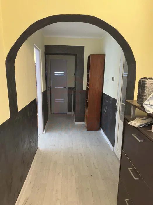 Vanzare apartament cu 3 camere, zona Micro 21, suprafata 76 mp. - Poză 4