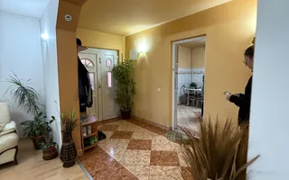 Casa de Vânzare 4 camere Sigmir - Poză 18