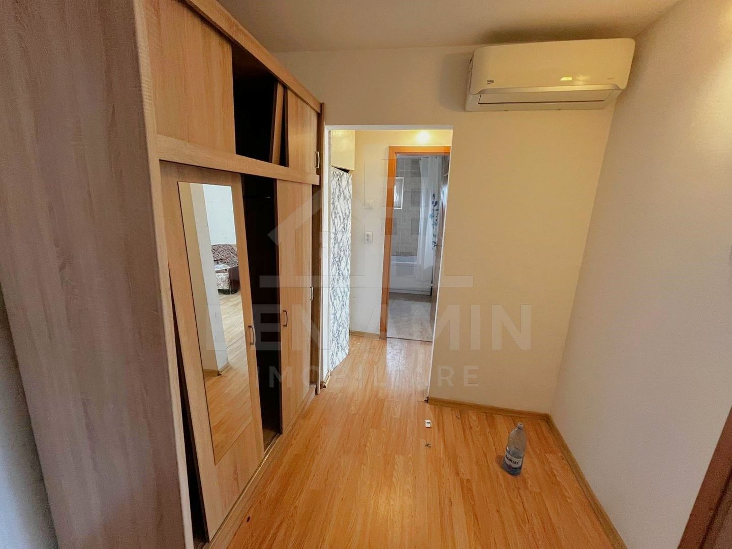 2Camere-Decomandat-50mp-Centrala Termica-AC-Zona Excelenta-Gara-Liber - Poză 5
