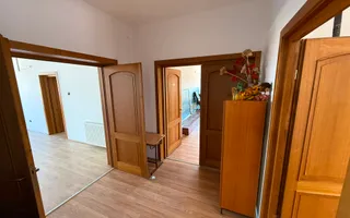 Casa individuala, 10 camere, 753mp, Zona Sancraiu de Mures - Poză 25