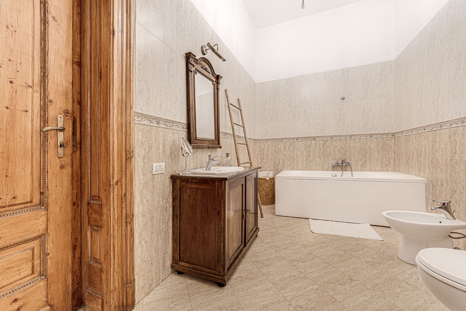 Apartament in Palatul Bohus - Poză 14