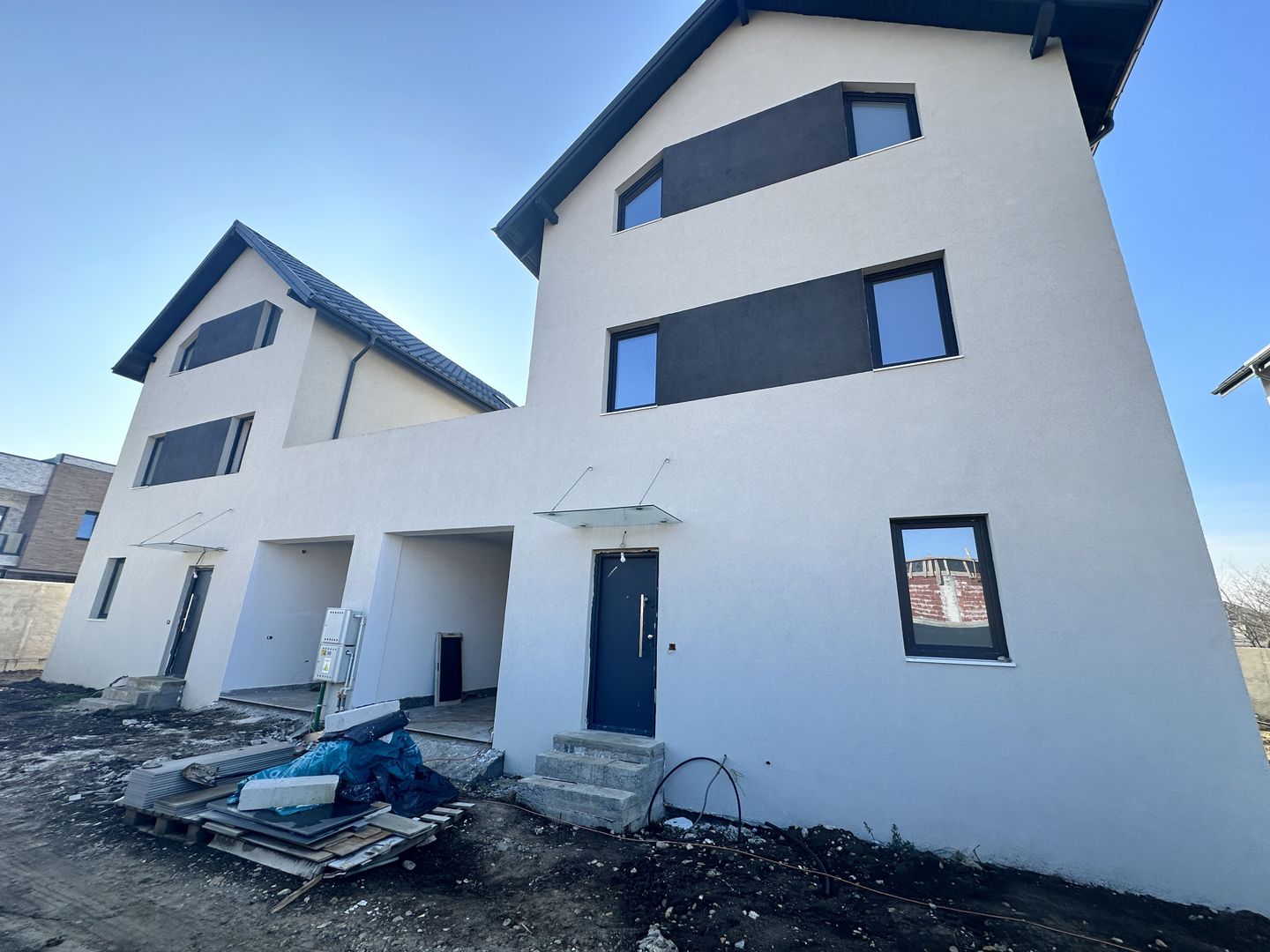 CASA 5 CAMERE BRAGADIRU, TOATE UTILITATILE, 300 MP TEREN, COMISION 0% - Poză 1