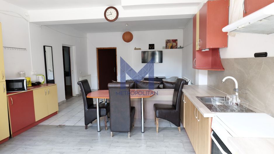 IDEAL studenți UMF! 4 camere la Parter de Casă - Poză 2
