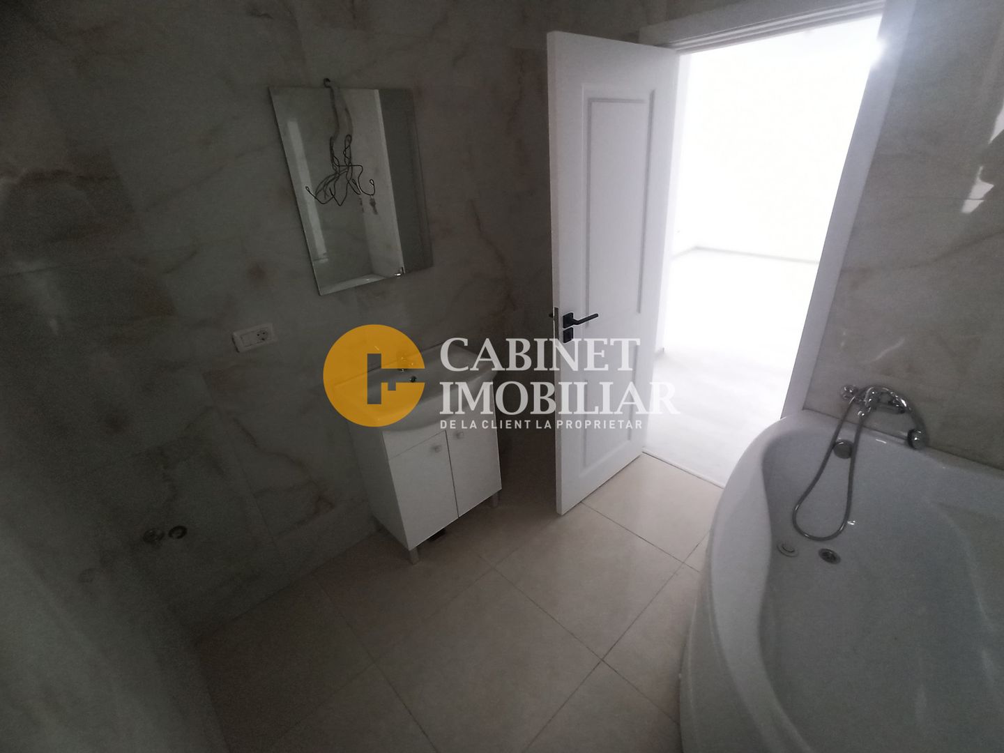 APARTAMENT 3 CAMERE - VALEA LUPULUI - BLOC NOU - LOC DE PARCARE - Poză 2