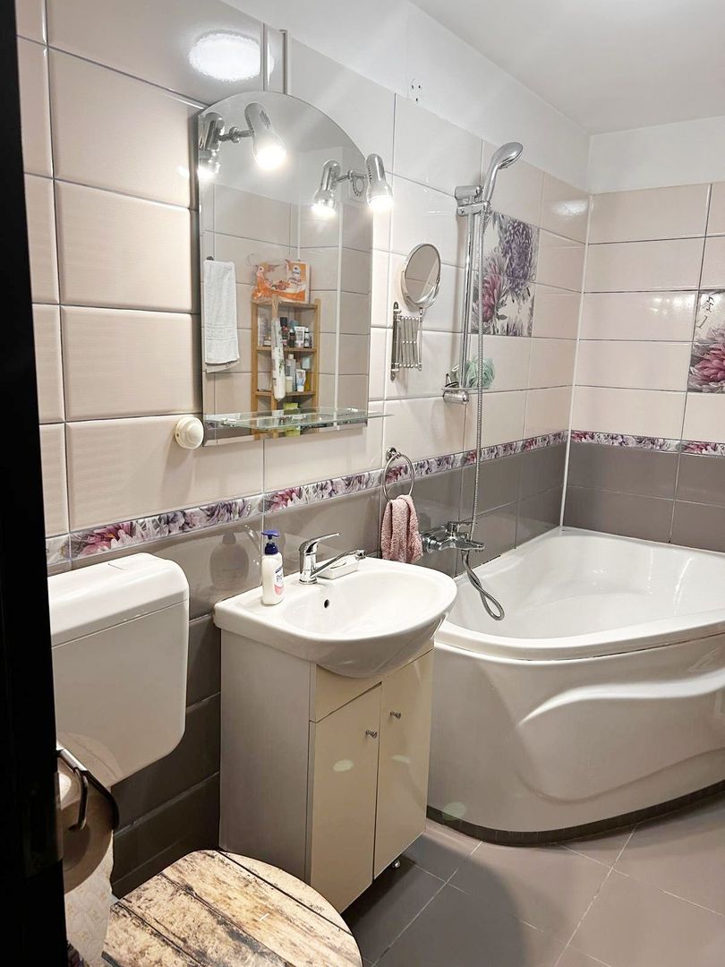 Vanzare apartament 2 camere Sebastian - str. Ileana Cosanzeana - Poză 19