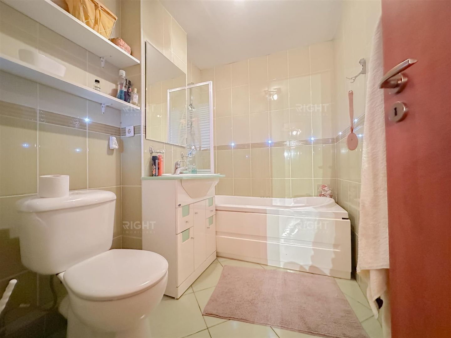 Apartament 4 camere | 2 balcoane | loc parcare | Sacele Brasov - Poză 8