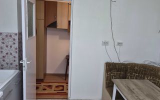 inchiriez apartament 2 camere zona Tatarasi-Metalurgie -350 EURO neg. - Poză 6