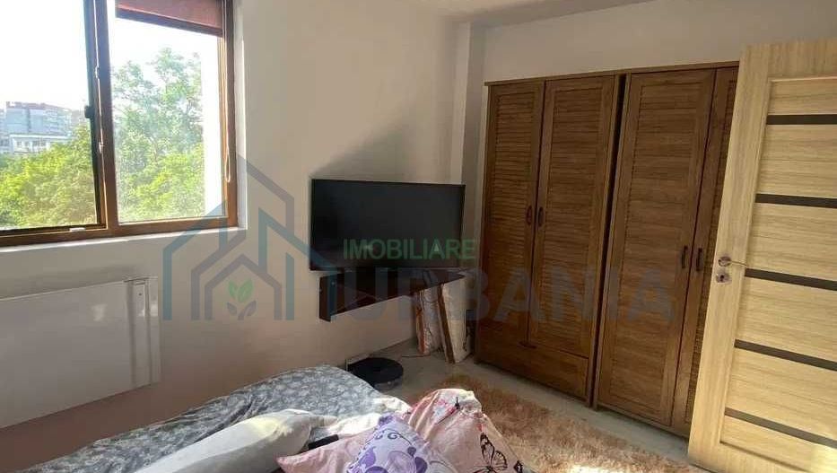 Apartament cu 2 camere în zona Podu Roș, vizavi de Colegiul Emil Racoviță - Poză 4