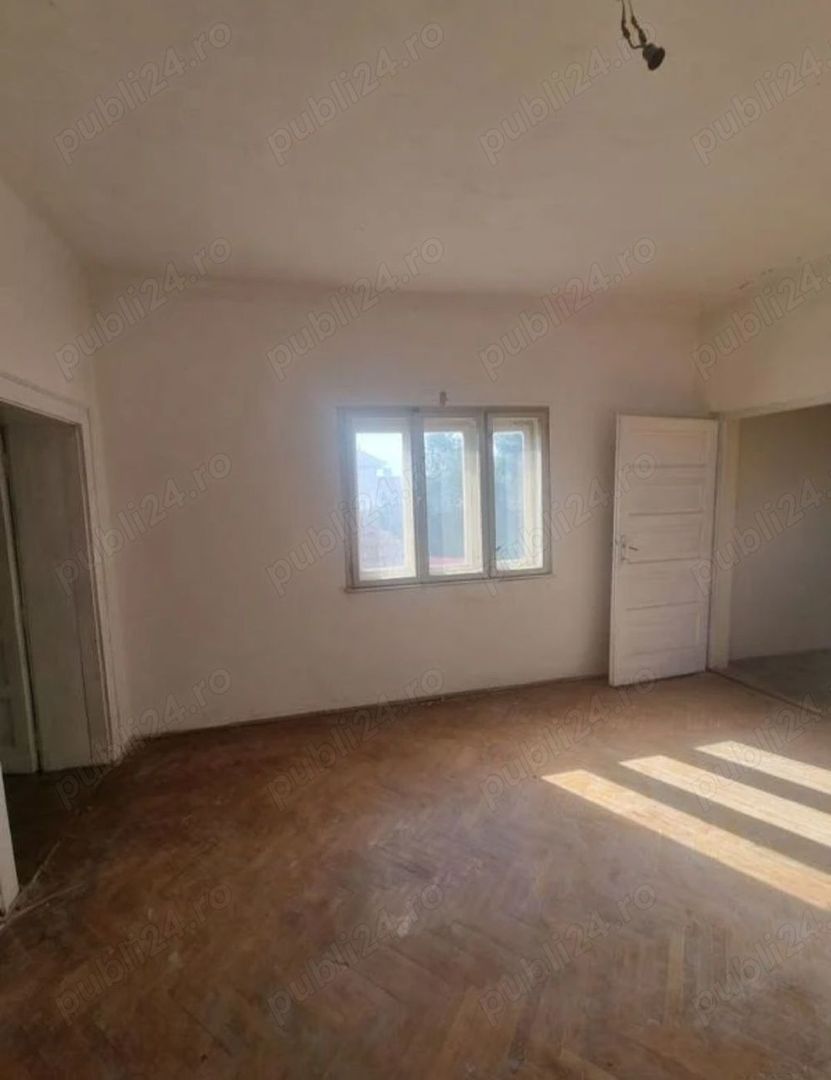 Casa de vanzare in zona 14 Mai - Poză 7