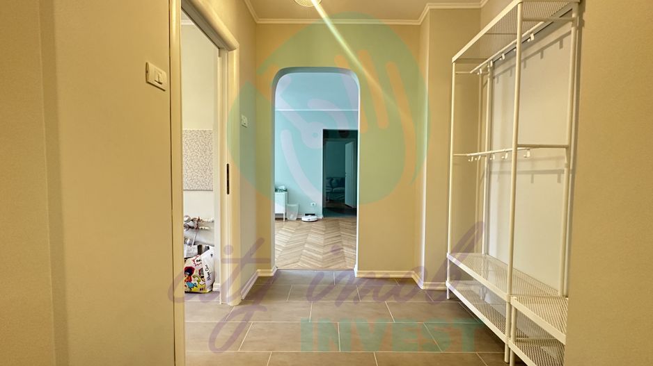 ACASA - unde infloresc teii - Poză 8